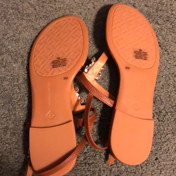 Ladies Sandals w/Turtle - Picture 2 of 2